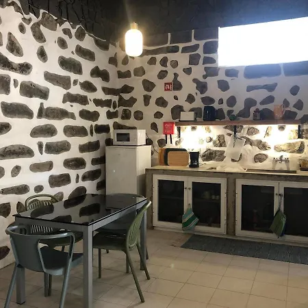 Xamine Semesterbostad *